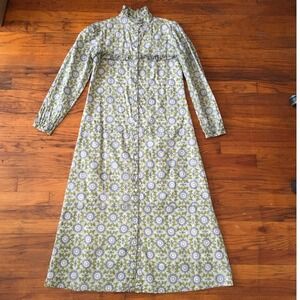 Hampton House A Line Dress Size S Floral Ruffle Collar Button Front Cottagecore‎